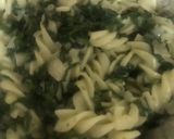 A picture of step 5 of Spinach Pasta.