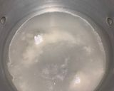 A picture of step 3 of Strawberry lemonade.