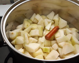 Foto del paso 1 de la receta: Compota de peras al vino, sin azúcar