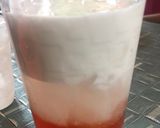 A picture of step 2 of Italian soda.