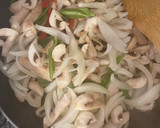 Foto del paso 2 de la receta: Pollo con verduritas a mi manera