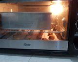 Foto langkah ke 9 dari resep Crunchy chocolate chip cookies #keto.