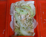 Foto del paso 2 de la receta: Salmón con cebolla en microondas