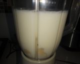 Foto del paso 2 de la receta: Smoothie de plátano enano, mango y pasás
