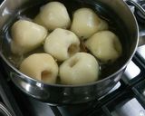 Foto del paso 4 de la receta: Peras al vino blanco (o tinto)
