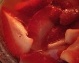 A picture of step 1 of Strawberry milkshake.