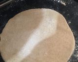 A picture of step 2 of Onion paratha.