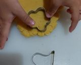 Foto langkah ke 2 dari resep Fancy Cookies With Royal Icing.