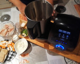 Foto del paso 1 de la receta: Nuggets de merluza y surimi en Mambo