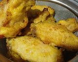 Hình bước làm 1 của món Cánh gà rim tép khô