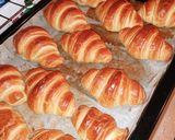 Pas rețetă Croissante cu unt 🥐 10 fotografie