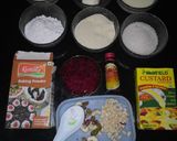 A picture of step 1 of Semolina Beetroot steamed cake.