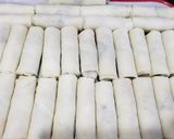 Hình bước làm 2 của món Bánh tráng bía tươi cuốn chả giò