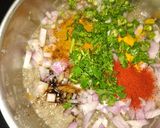 A picture of step 3 of Fish egg fry.