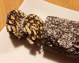 Foto del passaggio 8 della ricetta Salame al cioccolato con le nocciole