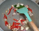 Foto langkah ke 2 dari resep Tumis Labu Siam Tahu.