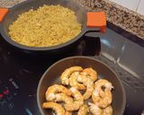 Foto del paso 3 de la receta: Migas de coliflor sabor Cookpad con langostinos