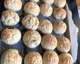 Foto del paso 6 de la receta: Pancitos saborizados !!con cebolla y queso