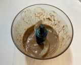 Foto langkah ke 2 dari resep Peanut Butter Banana Smoothie.