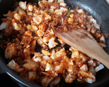 Foto del paso 3 de la receta: Empanadillas de bacalao y pasas