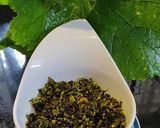 A picture of step 4 of Pumpkin leaves stir fry.