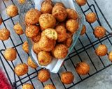 Foto langkah ke 6 dari resep Palm Cheese Cookies.