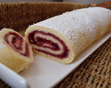 Foto del paso 5 de la receta: Brazo de gitano con mermelada de cerezas