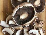 Truffle infused creamy mushroom sauce