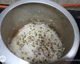A picture of step 1 of Steam moong pulao.