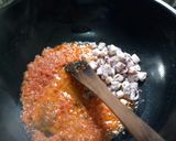 Foto langkah ke 3 dari resep Nasi goreng cumi asin.