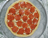 Foto del paso 13 de la receta: Pizza de pepperoni 🍕