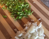 Foto del paso 2 de la receta: Fideuá mixta de conejo y gambón