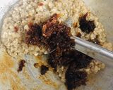 A picture of step 1 of Coconut gulkand balls.
