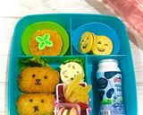 Foto langkah ke 4 dari resep Bekal Anak || Bekal Anak Lucu || Bekal roti || Roti Sosis.
