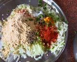 A picture of step 2 of Kofta curry.