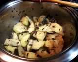 Foto del paso 5 de la receta Crema de patatas con champiñones y garbanzos