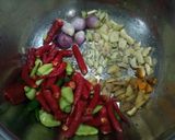 Foto langkah ke 2 dari resep Gulai telur bulat.