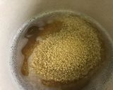 Une image de l'étape 4 de Semoule aux petits pois et bouillon de gambas.