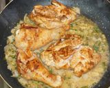 Foto del paso 5 de la receta: Estofado de trutros de pollo a la crema