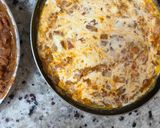 A picture of step 3 of Yemeni Lahsa (Elite Shakshuka).