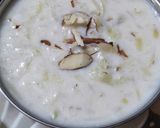 A picture of step 3 of Lauki kheer.