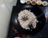 A picture of step 3 of Prawns Tawa Masala.
