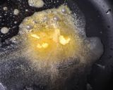 Foto langkah ke 2 dari resep Avocado Egg Toast.