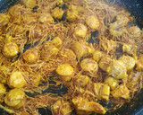 Foto del paso 3 de la receta: Fideuá de carne