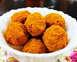 A picture of step 3 of Turmeric balls.