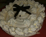 Foto del paso 12 de la receta: Torta elegante de merengue, dulce de leche y chantilly