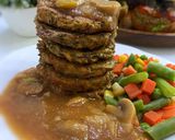 Foto langkah ke 3 dari resep Hamburg Steak kulit pisang.
