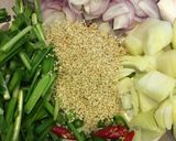 Hình bước làm 1 của món Món trứng bắc thảo ngâm nước tương ăn Tết