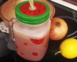 صورة لخطوة 2 من وصفة عصير الليمون والرمان🍋🍊🍋
