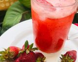 A picture of step 3 of Strawberry juice.